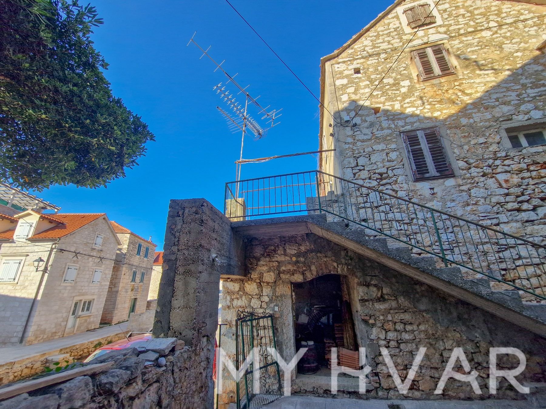 House For sale - SPLITSKO-DALMATINSKA Jelsa