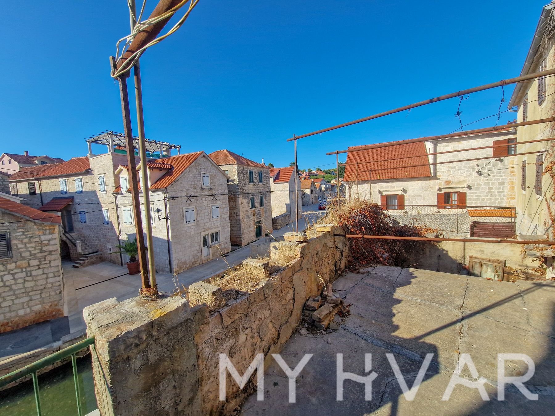 House For sale - SPLITSKO-DALMATINSKA Jelsa