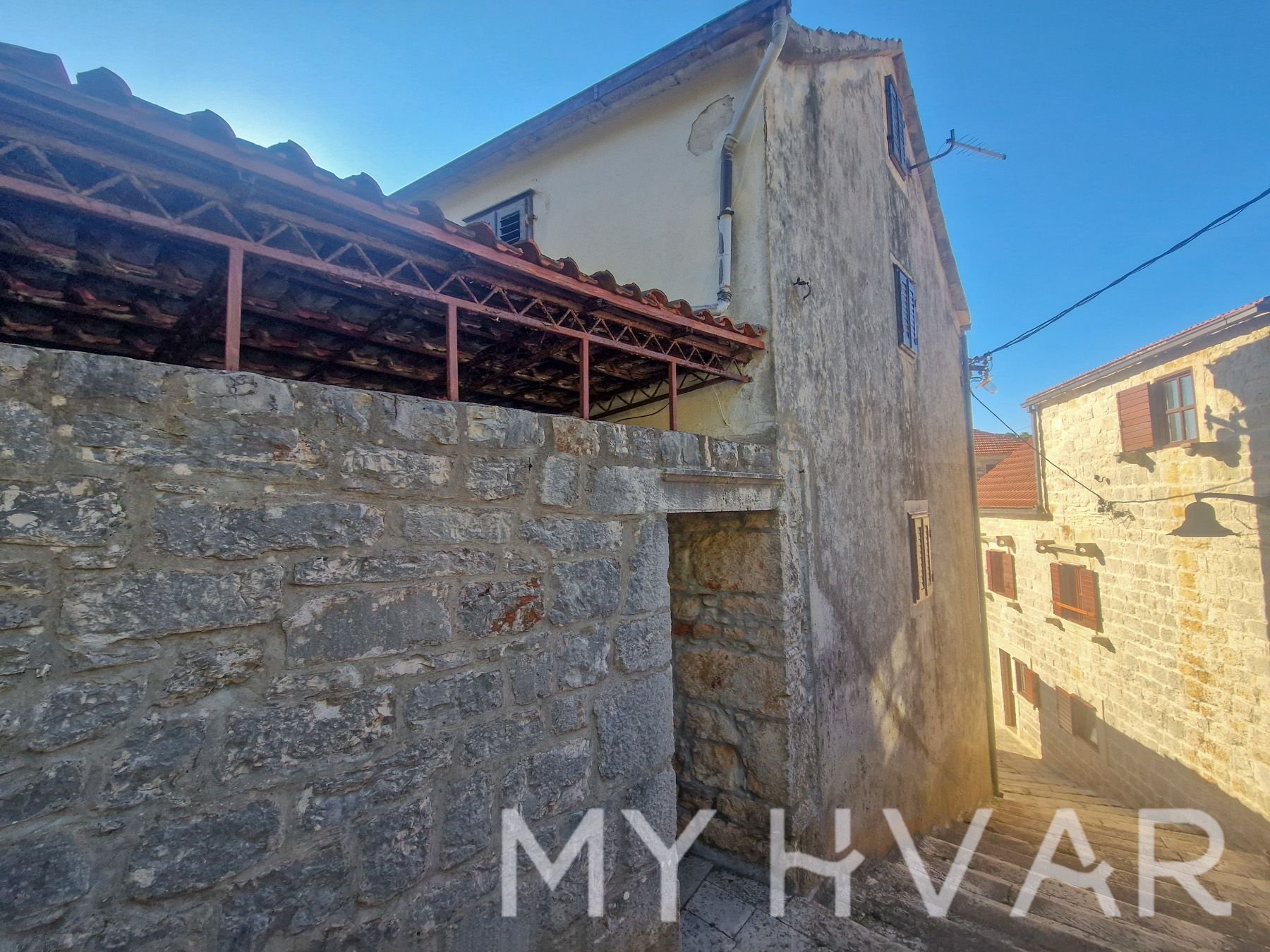 House For sale - SPLITSKO-DALMATINSKA Jelsa