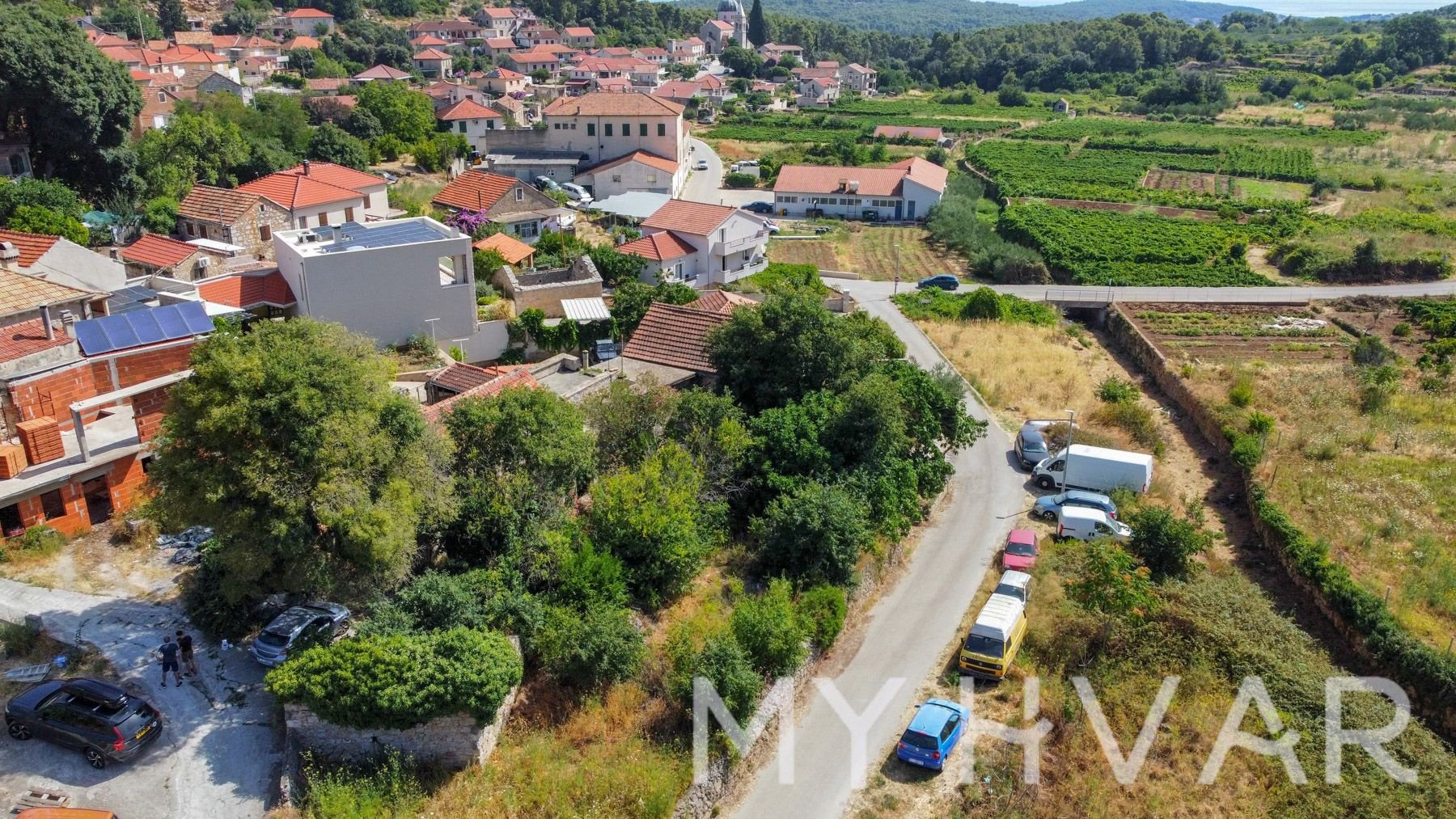 Dom Na predaj - SPLITSKO-DALMATINSKA Jelsa