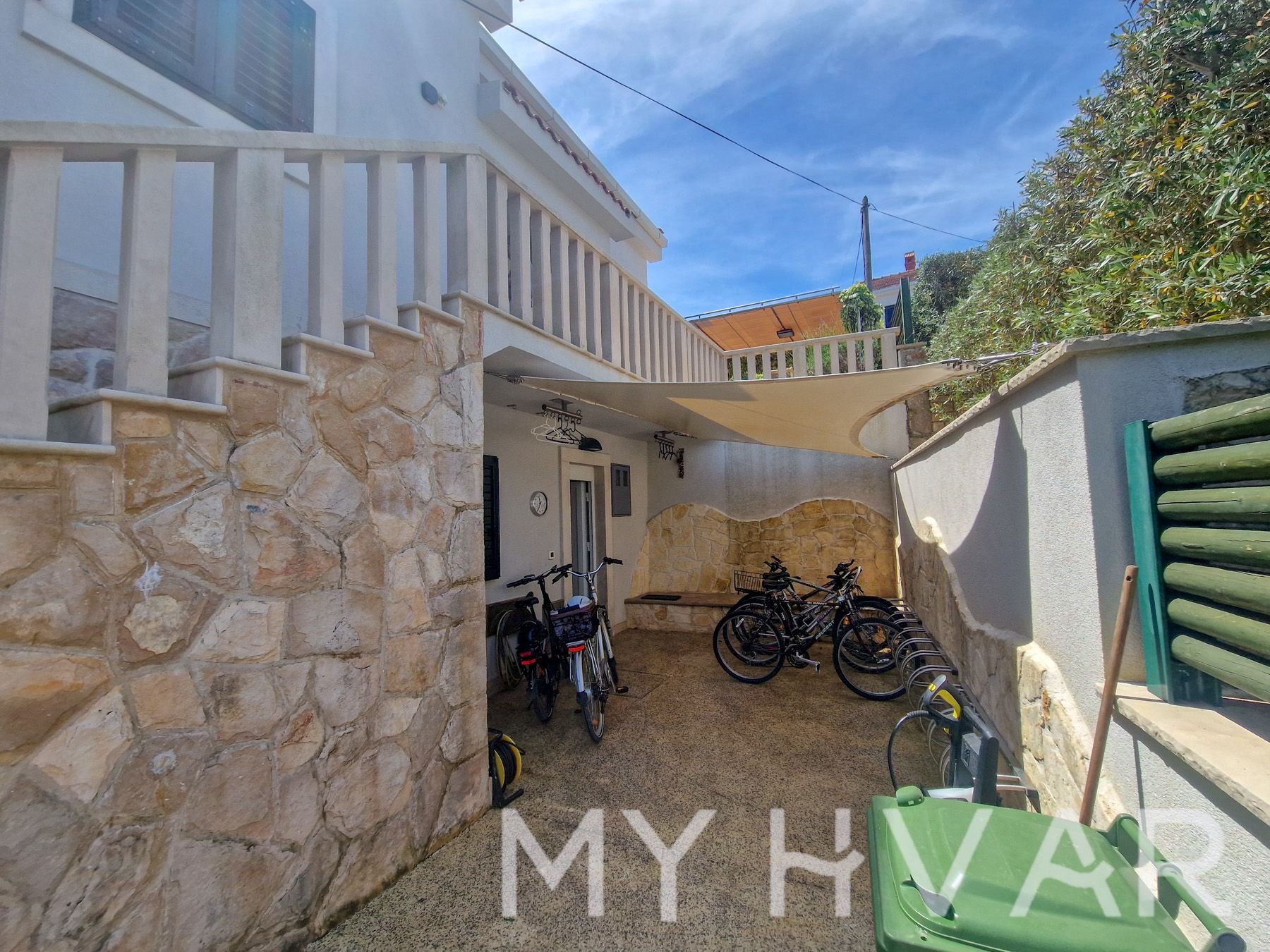 House For sale - SPLITSKO-DALMATINSKA Jelsa