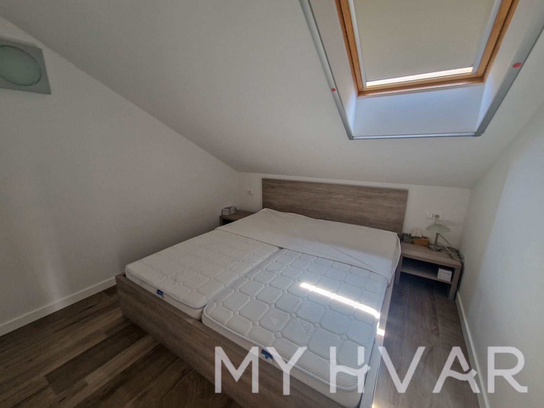 House For sale - SPLITSKO-DALMATINSKA Jelsa
