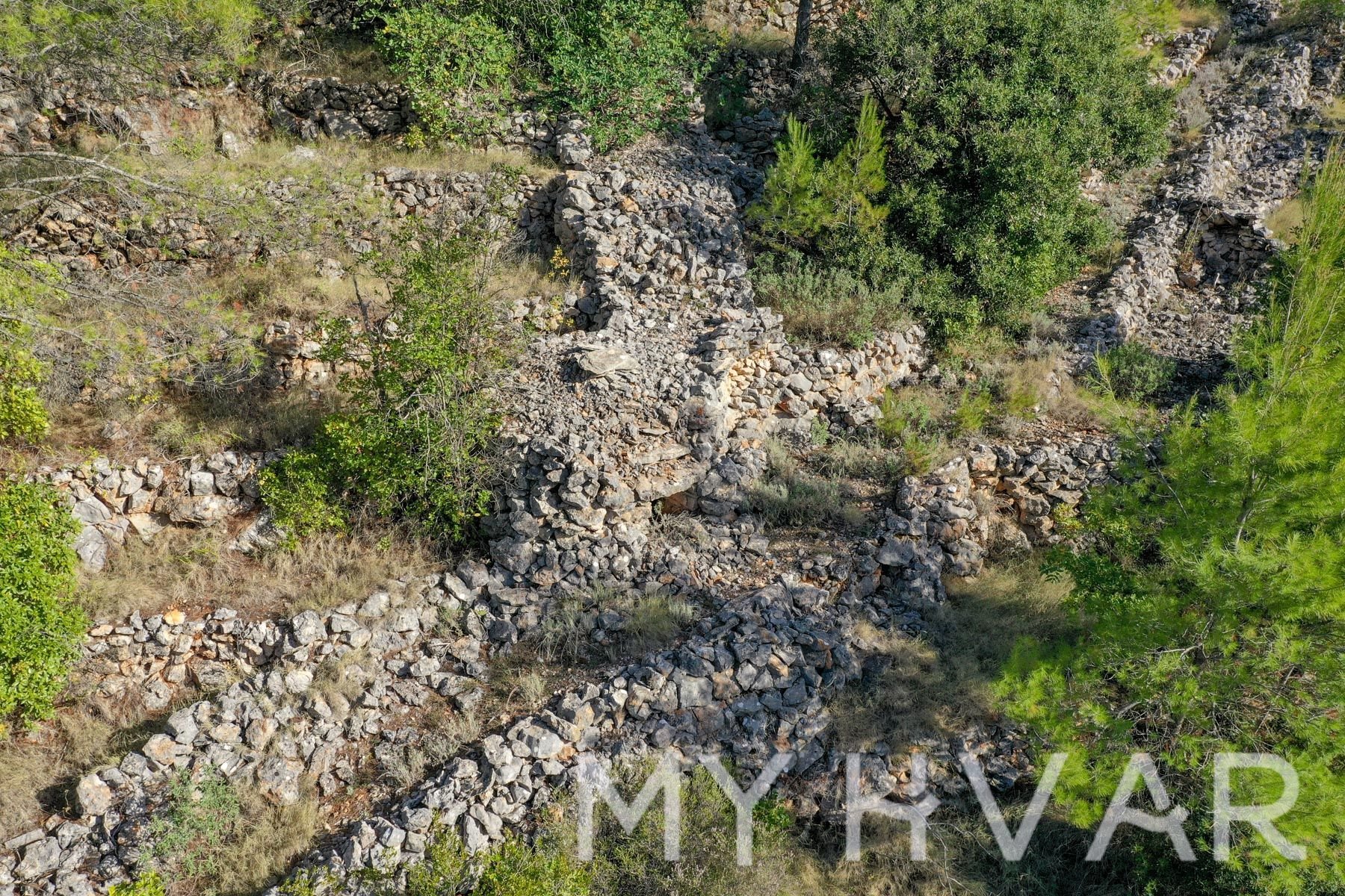 Land For sale - SPLITSKO-DALMATINSKA STARI GRAD