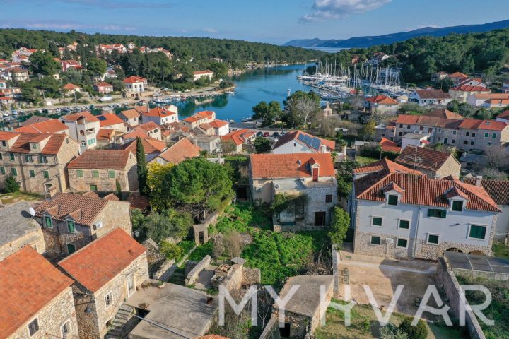 House For sale — Vrboska