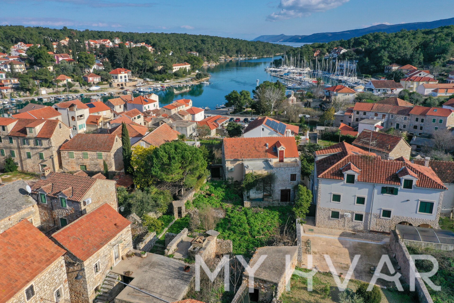 House For sale - Splitsko-dalmatinska Jelsa - foto 1/20