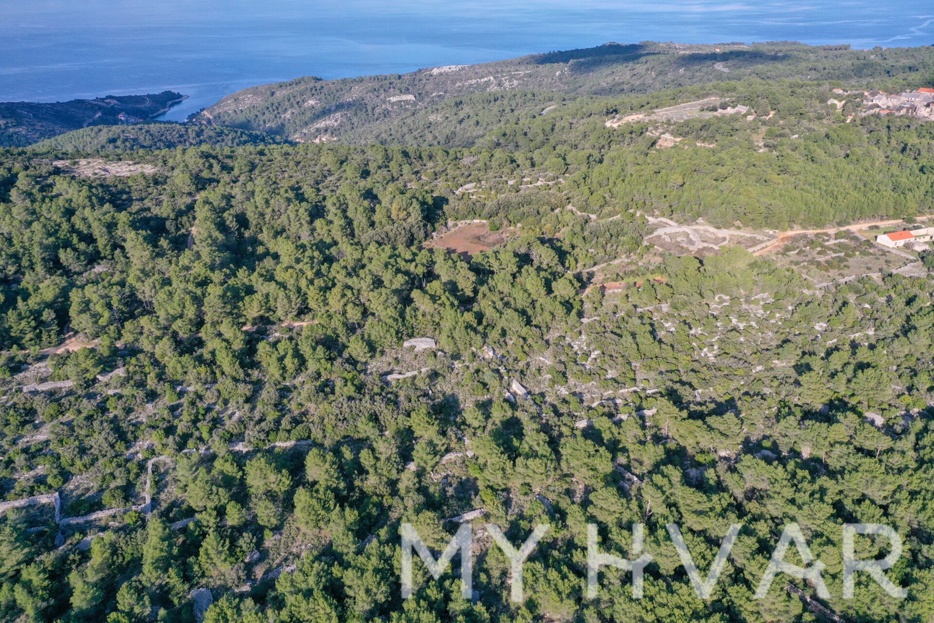 Land For sale - SPLITSKO-DALMATINSKA Jelsa