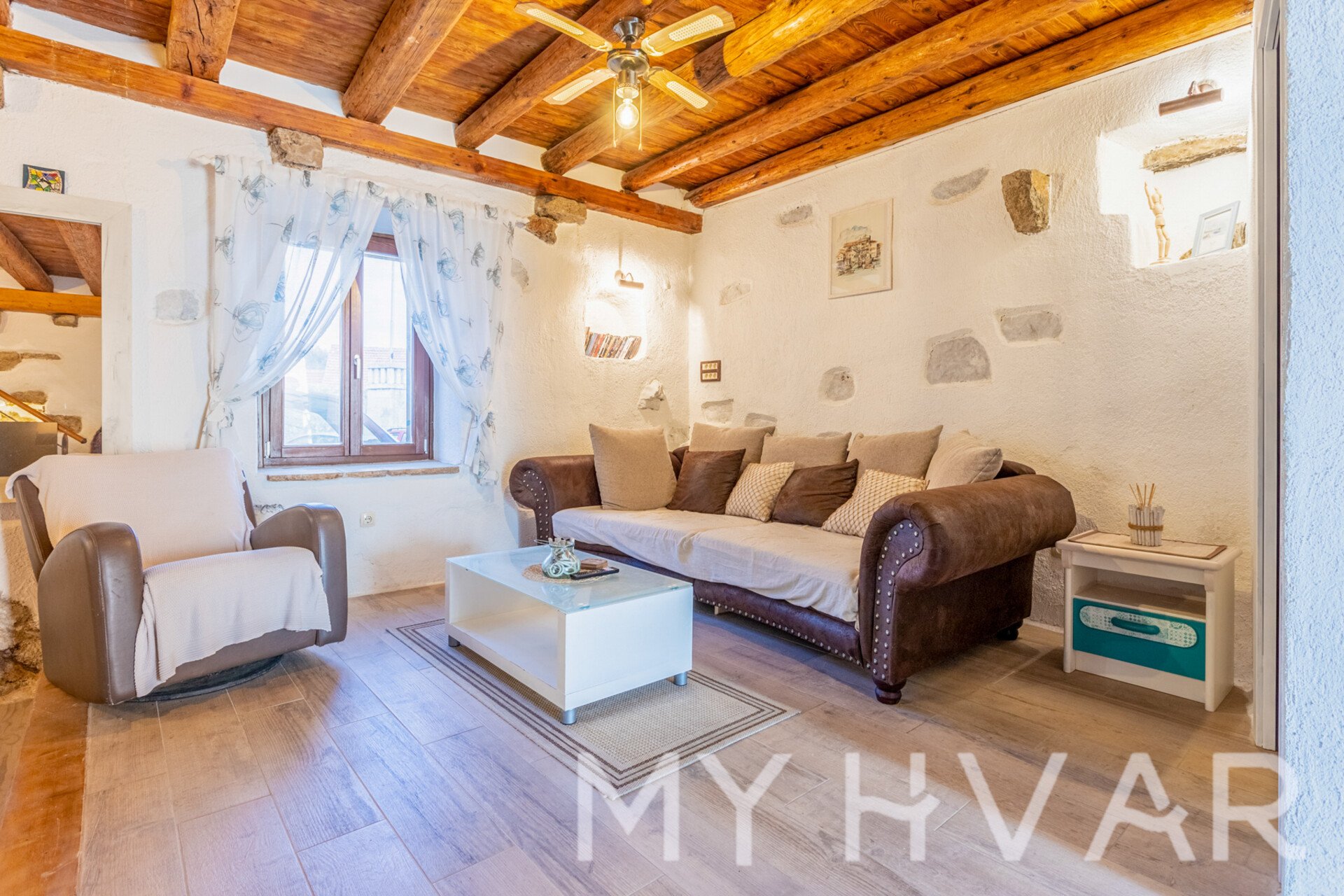 House For sale - SPLITSKO-DALMATINSKA STARI GRAD