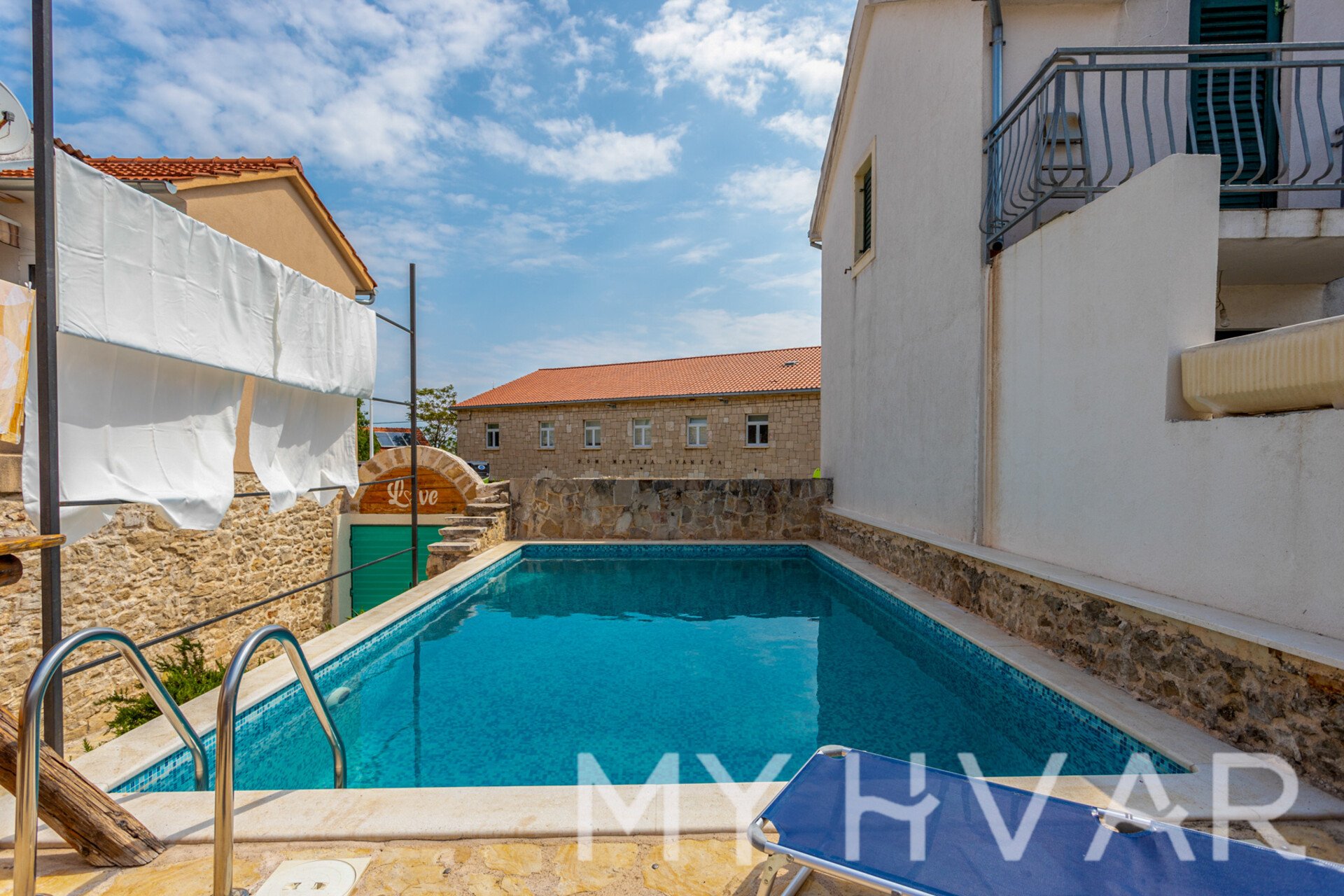 House For sale - SPLITSKO-DALMATINSKA STARI GRAD