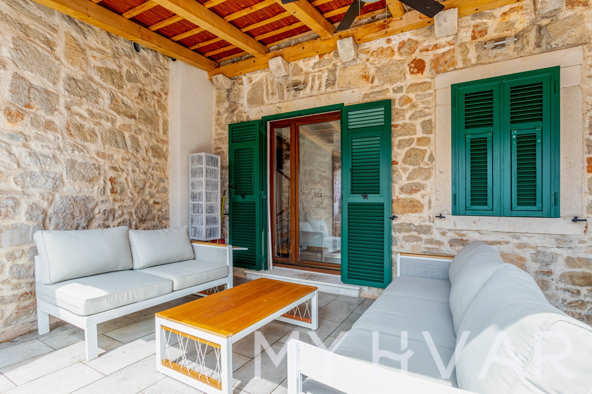 House For sale - SPLITSKO-DALMATINSKA STARI GRAD