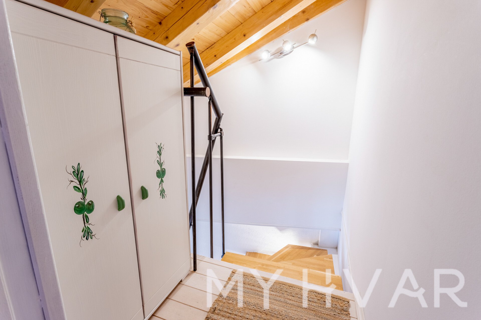 House For sale - SPLITSKO-DALMATINSKA STARI GRAD