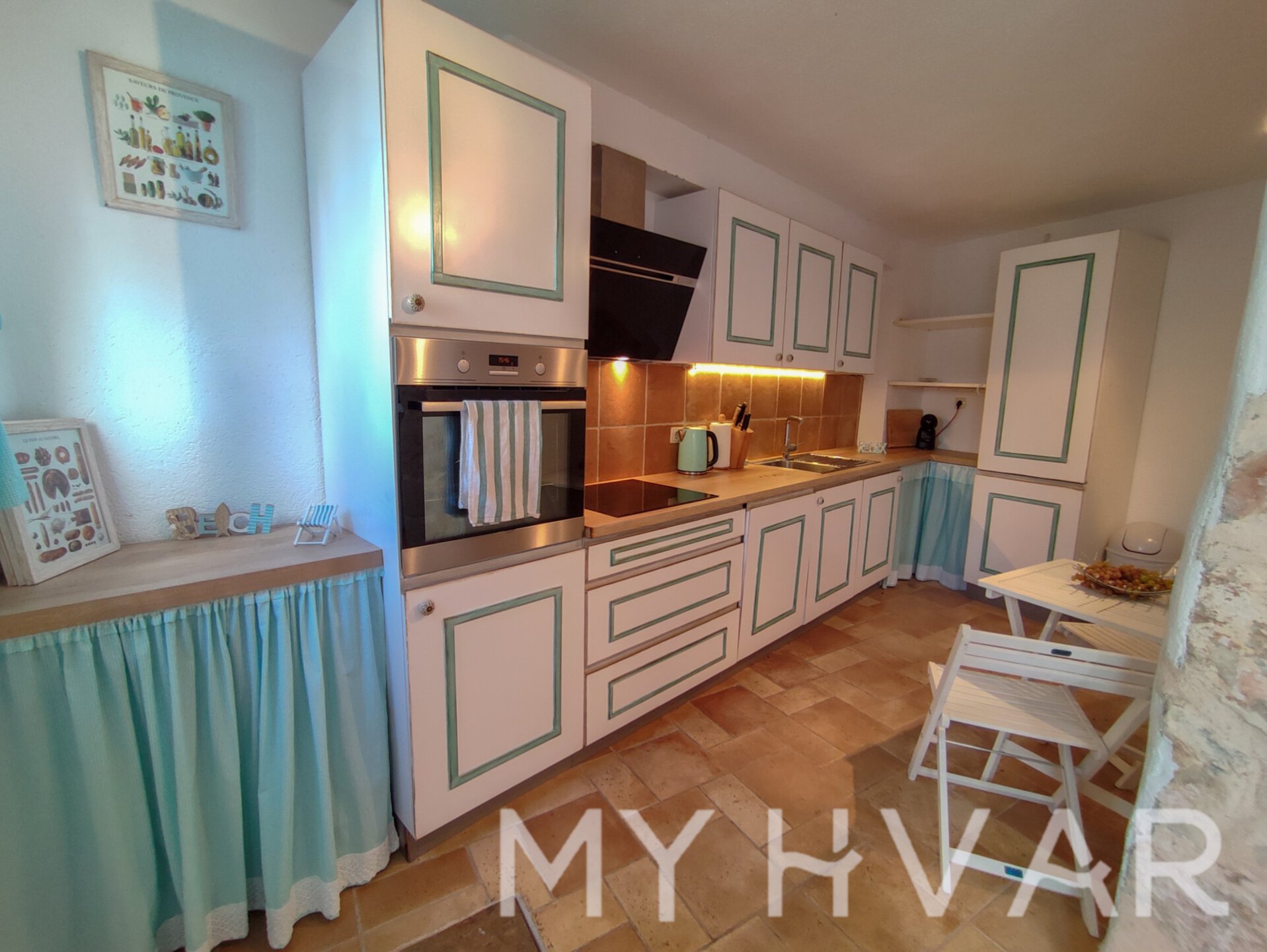 House For sale - SPLITSKO-DALMATINSKA STARI GRAD