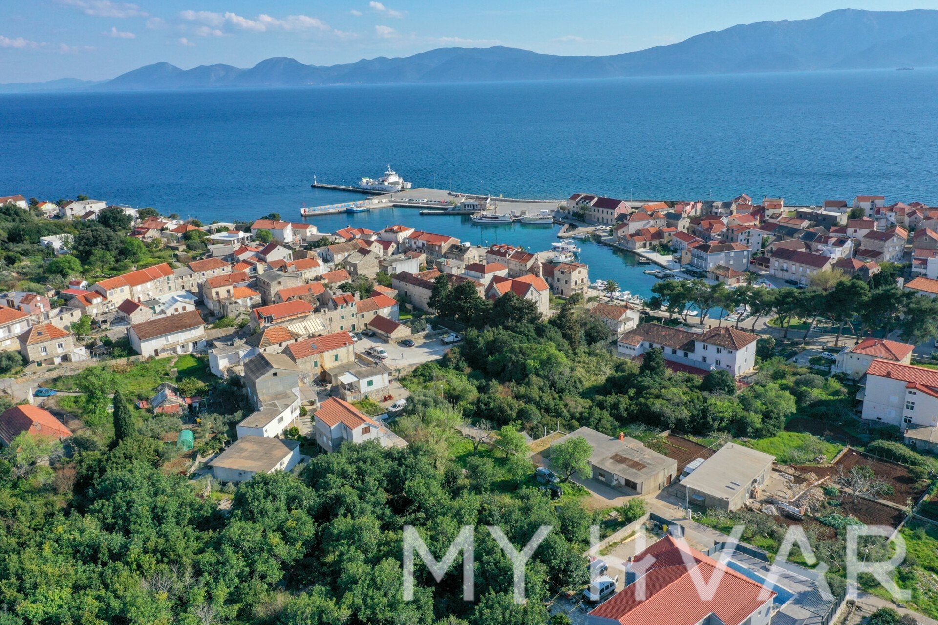 Land For sale - SPLITSKO-DALMATINSKA Sućuraj