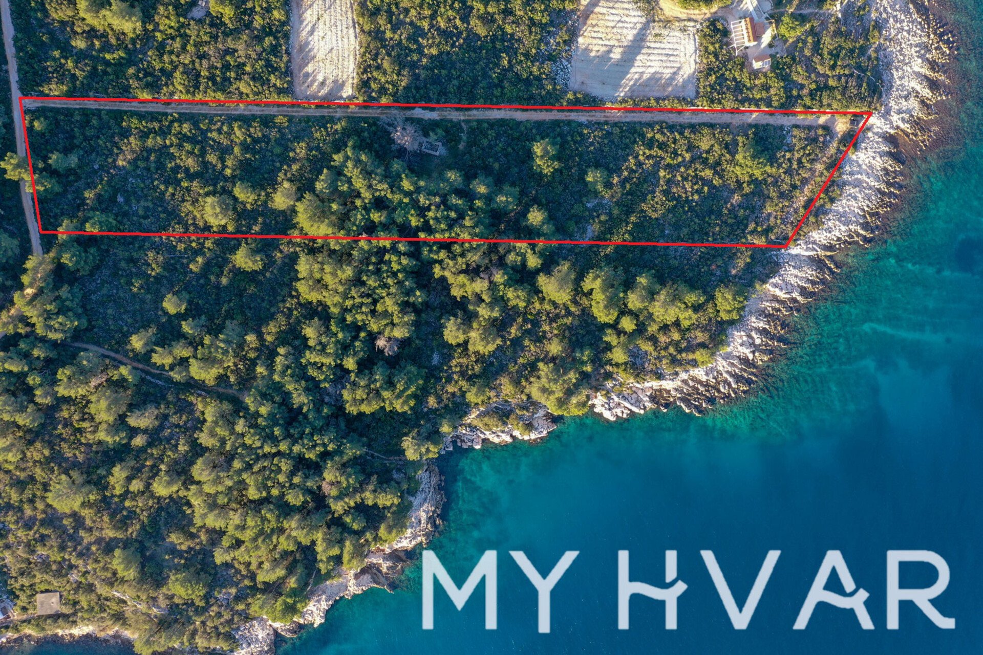 Land For sale - SPLITSKO-DALMATINSKA STARI GRAD