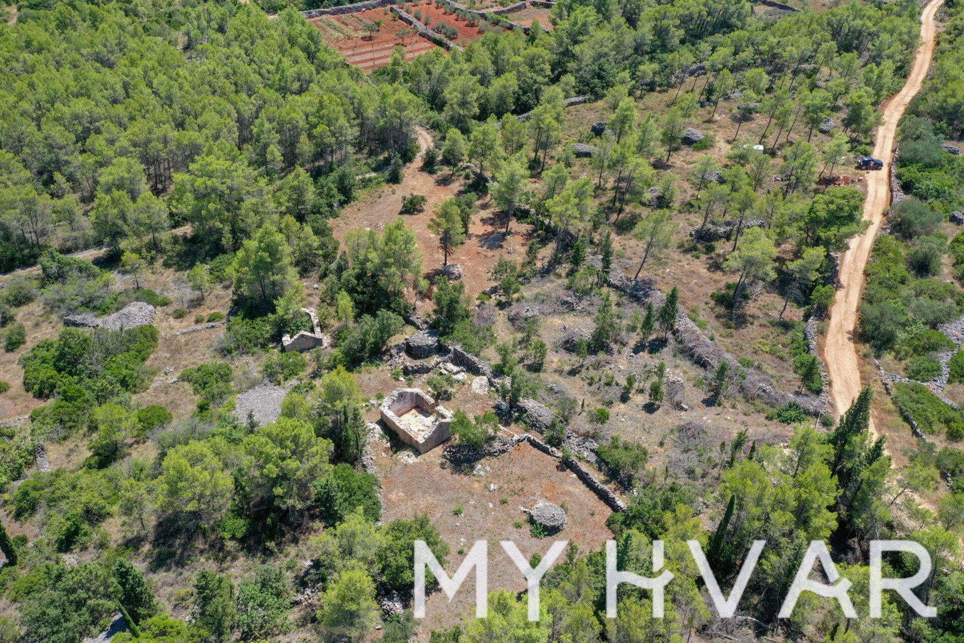 Terrain À vendre - SPLITSKO-DALMATINSKA STARI GRAD