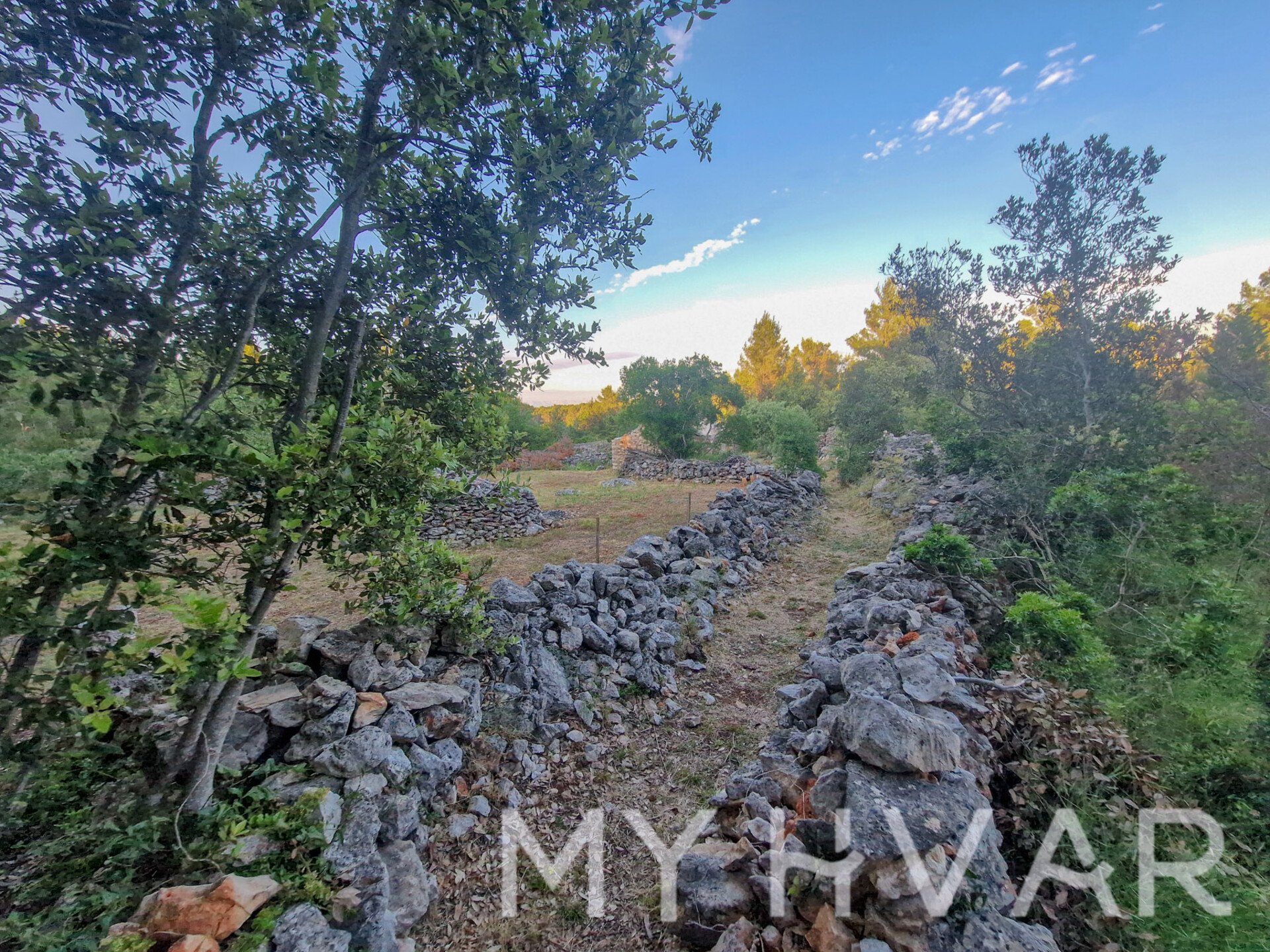 Terrain À vendre - SPLITSKO-DALMATINSKA STARI GRAD