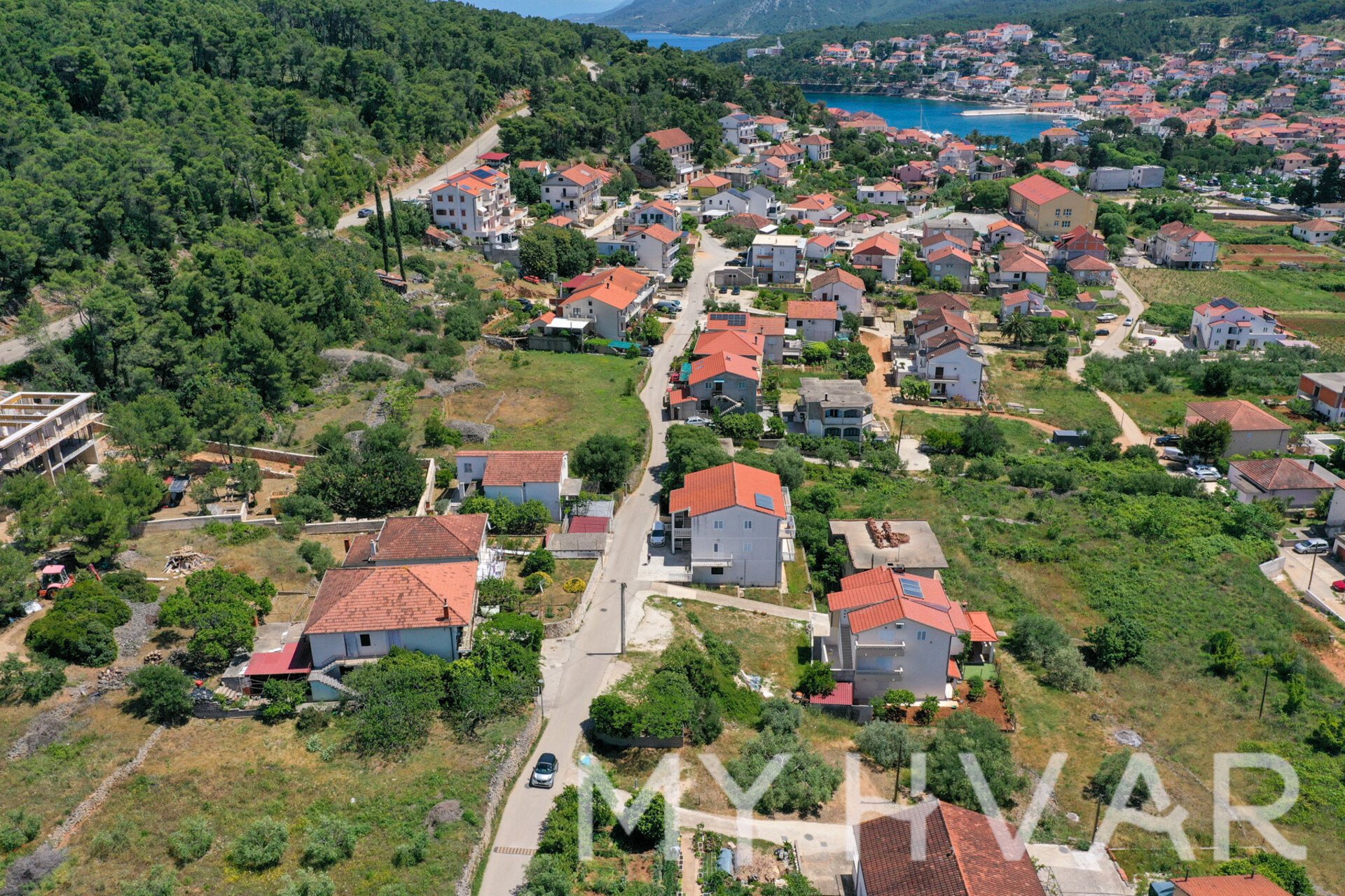 Dom Na predaj - SPLITSKO-DALMATINSKA Jelsa