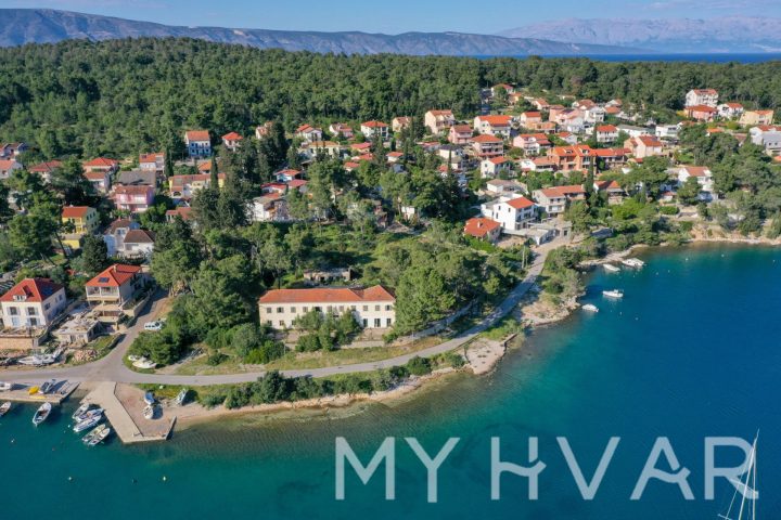 House For sale - Splitsko-dalmatinska Jelsa - foto 2/11
