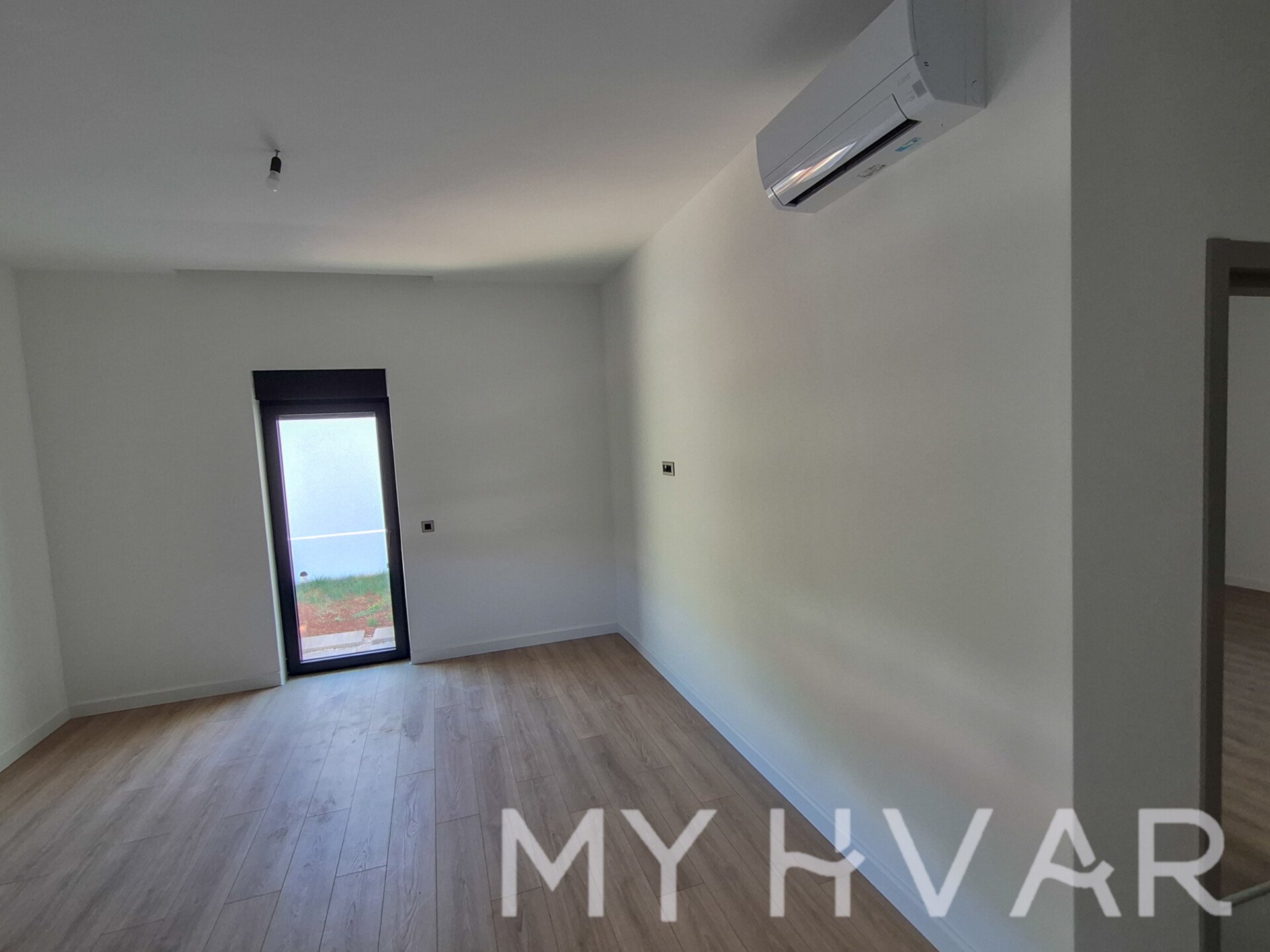 Apartmán Na predaj - SPLITSKO-DALMATINSKA Jelsa