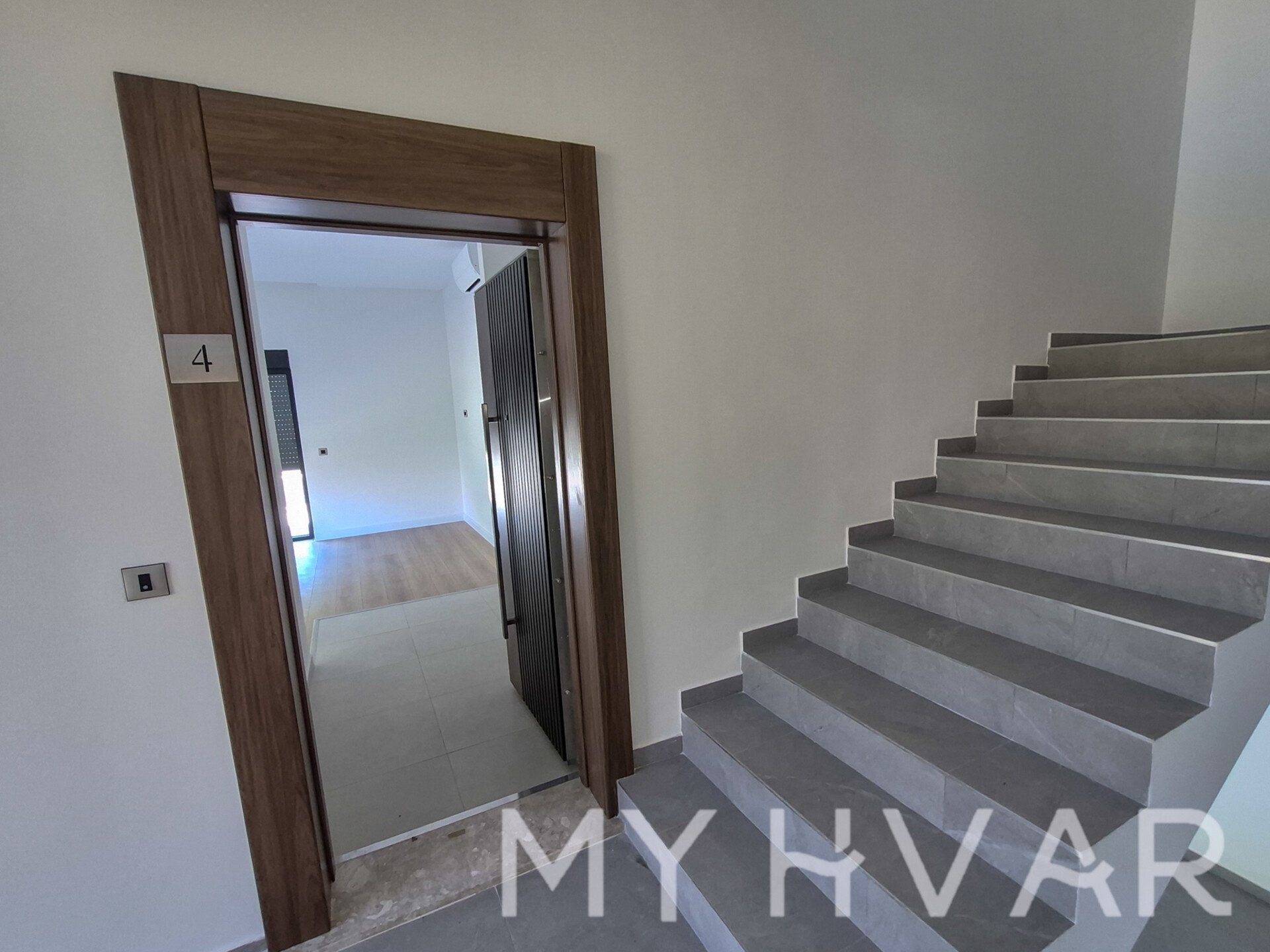Apartmán Na predaj - SPLITSKO-DALMATINSKA Jelsa