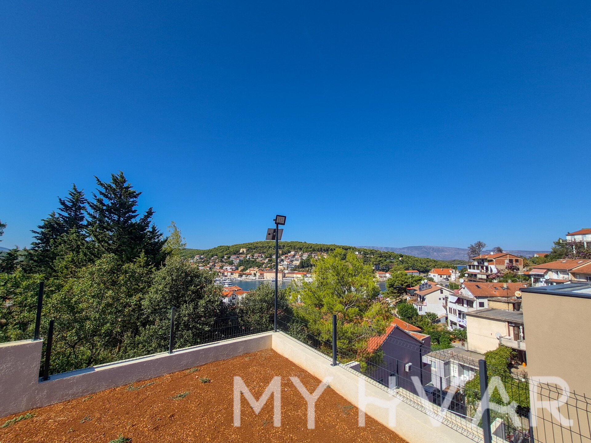 Apartmán Na predaj - Splitsko-dalmatinska Jelsa - foto 1/16