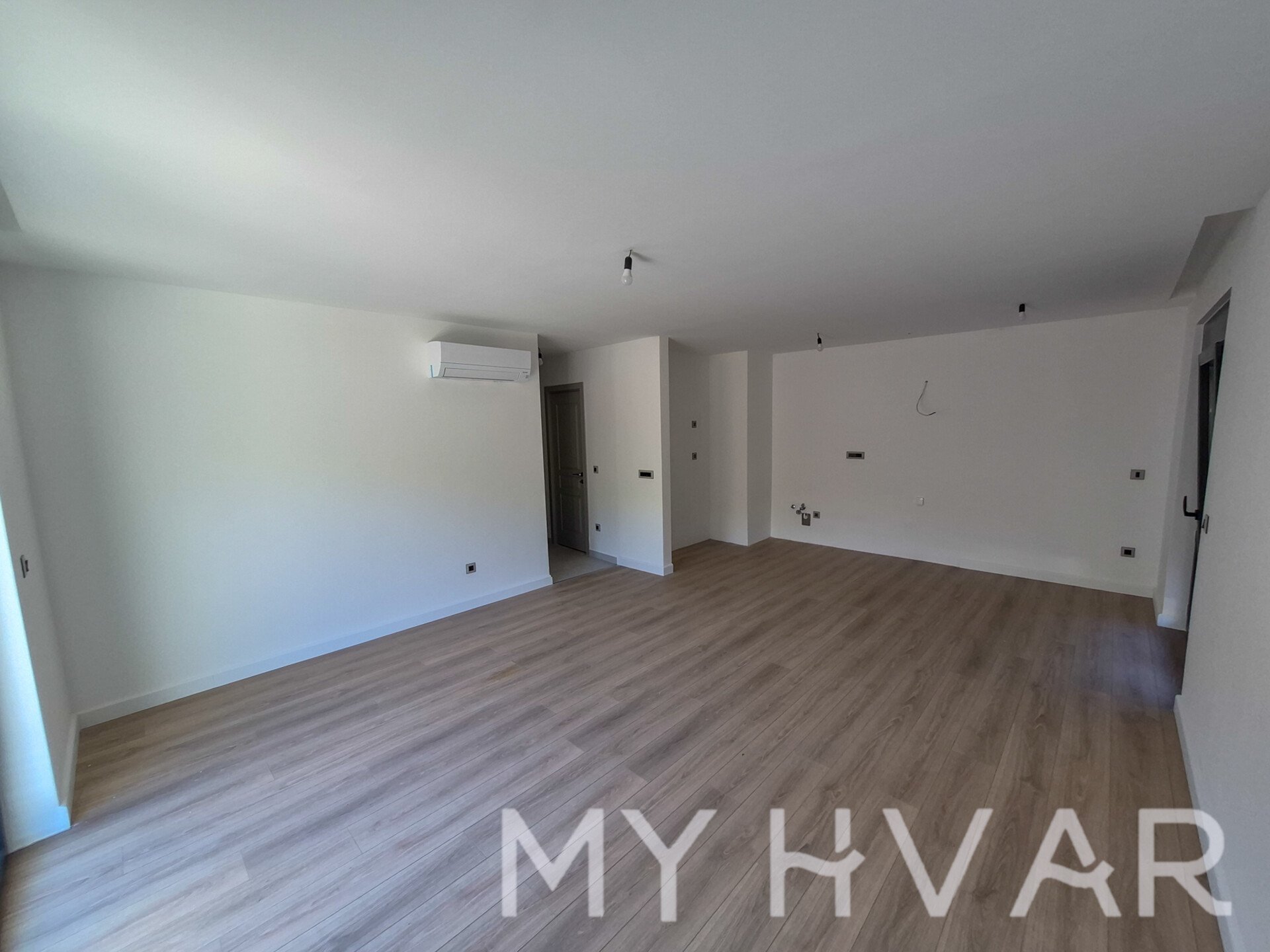 Apartmán Na predaj - SPLITSKO-DALMATINSKA Jelsa