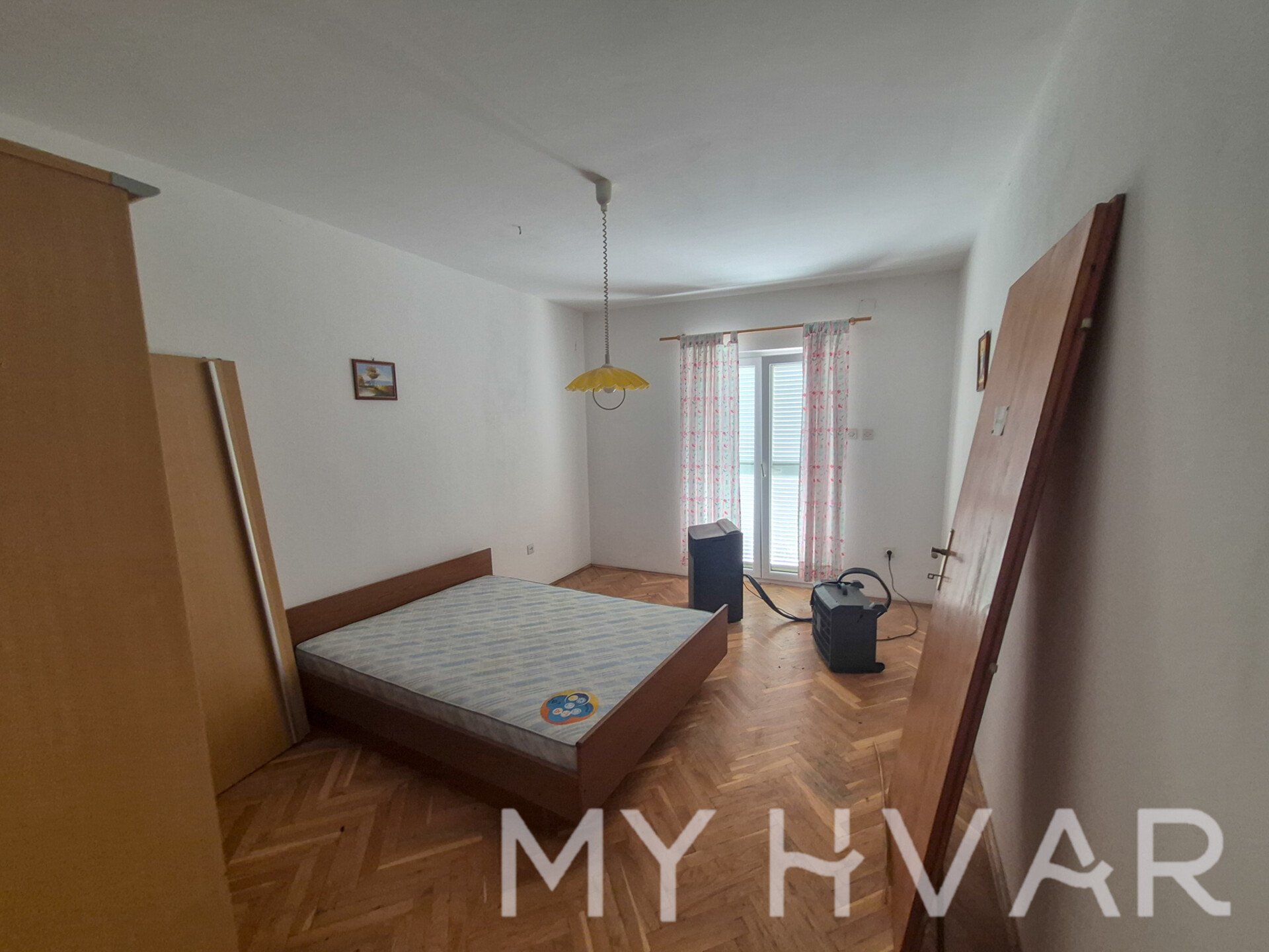 House For sale - SPLITSKO-DALMATINSKA Jelsa