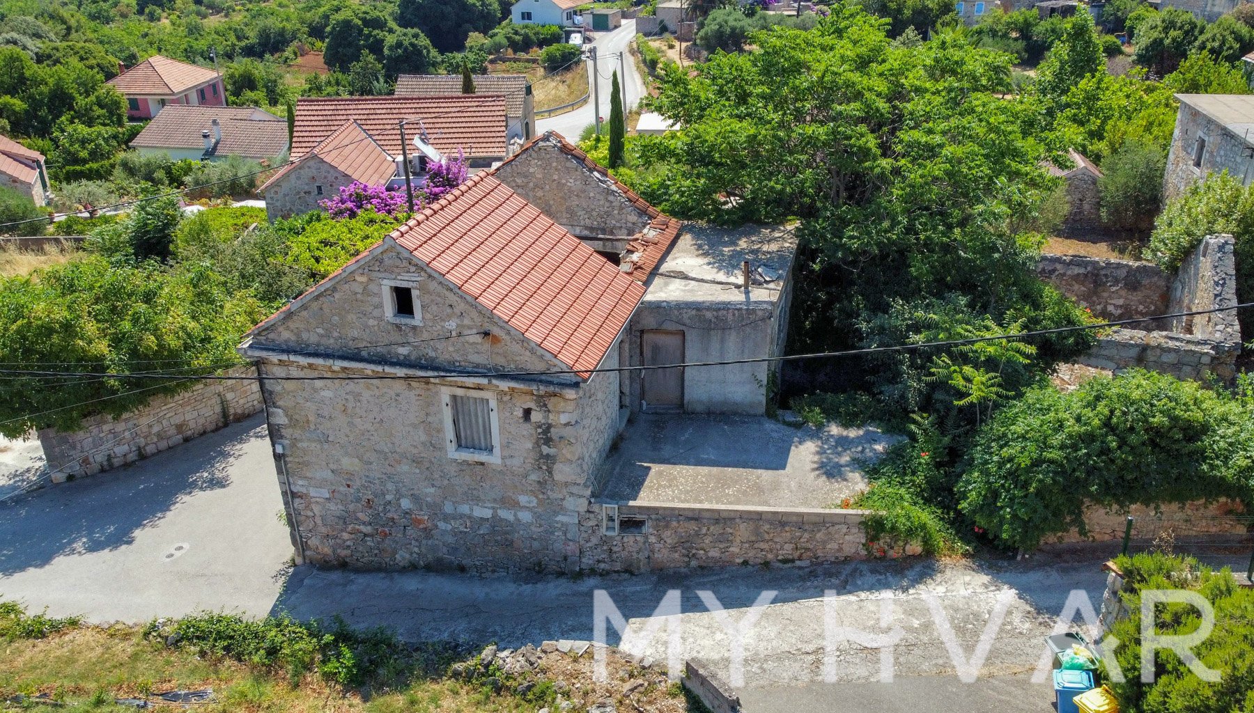 House For sale - SPLITSKO-DALMATINSKA STARI GRAD