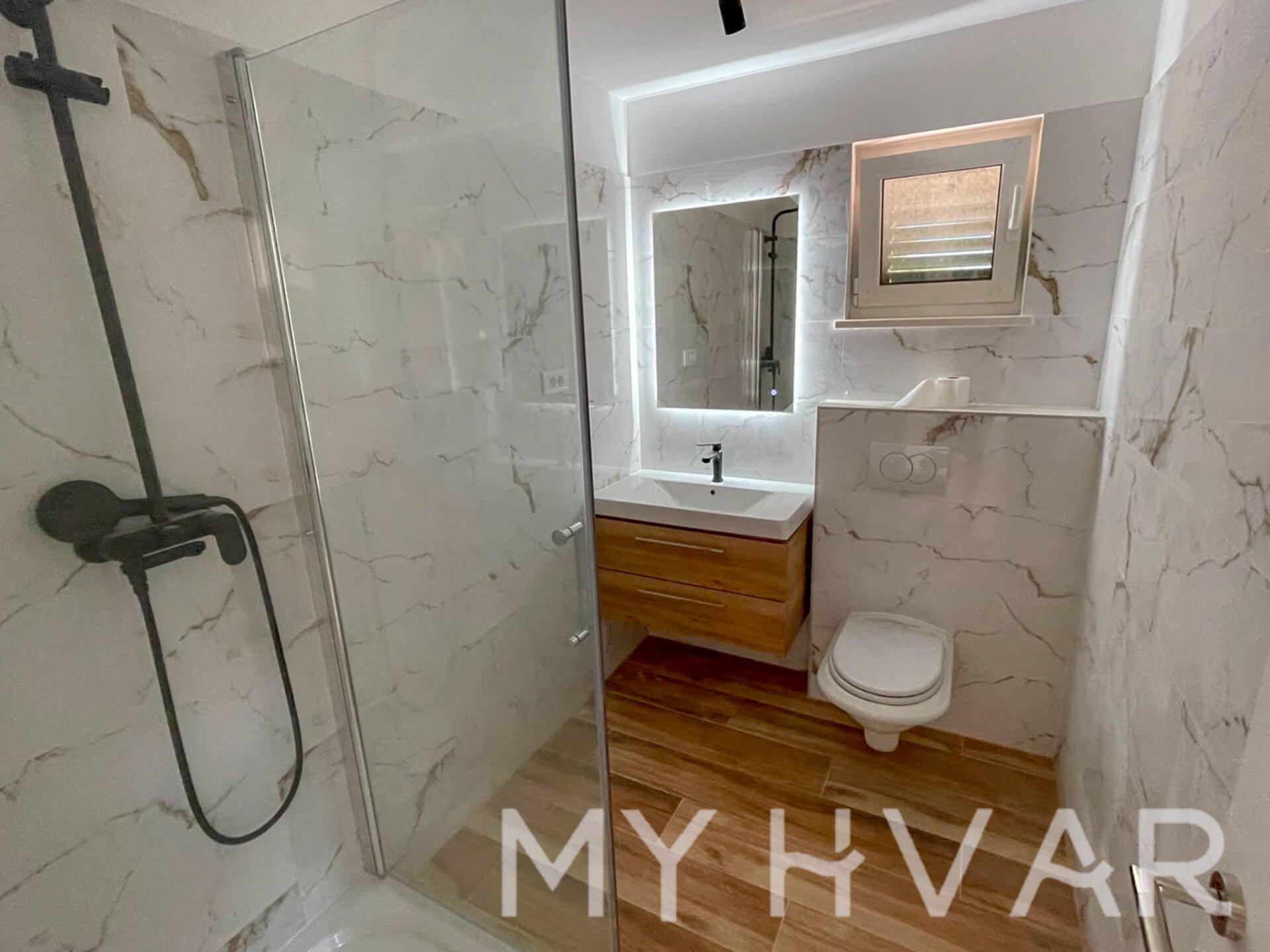 Apartma Naprodaj - SPLITSKO-DALMATINSKA Hvar