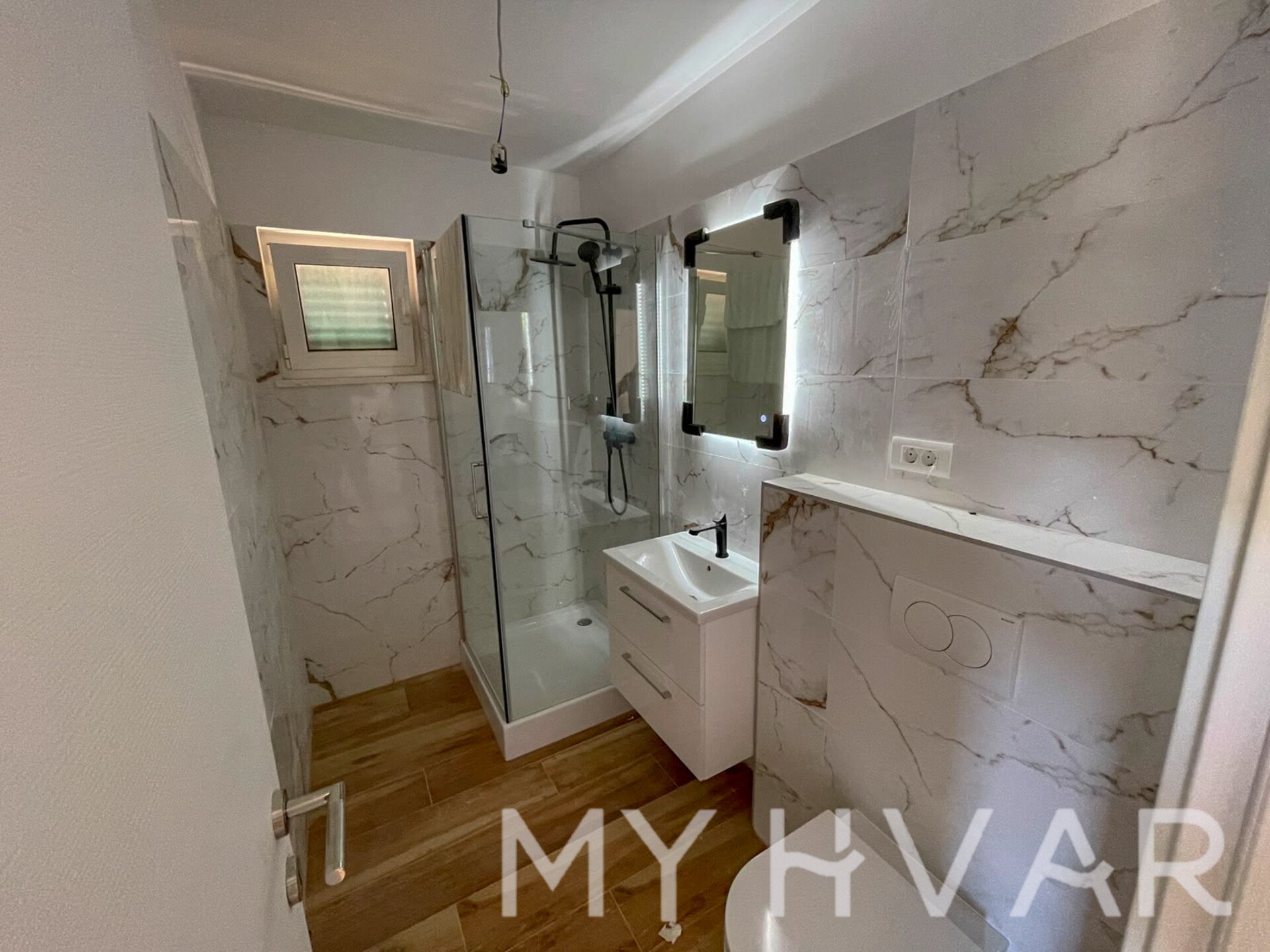 Apartma Naprodaj - SPLITSKO-DALMATINSKA Hvar