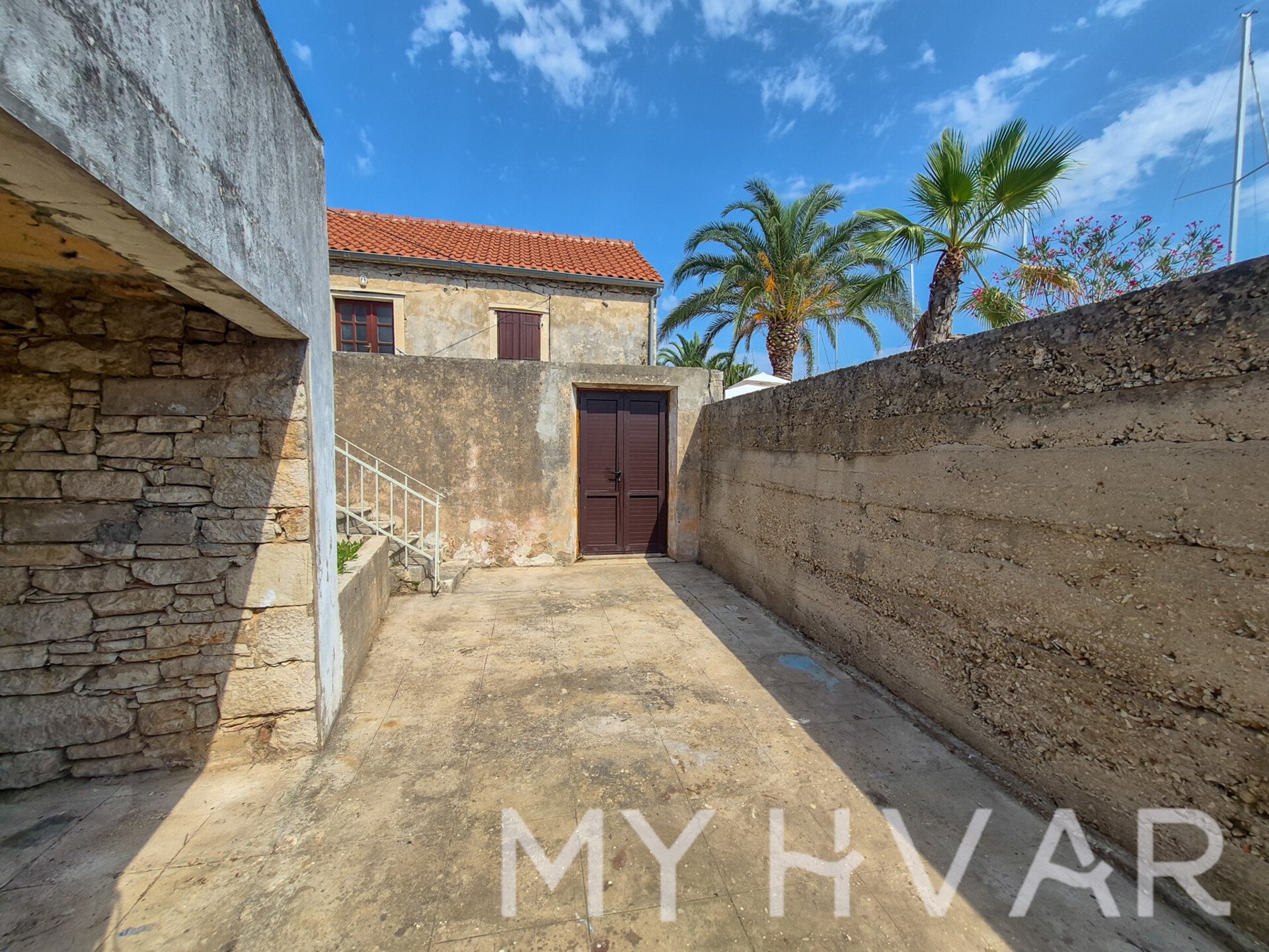 House For sale - SPLITSKO-DALMATINSKA Jelsa