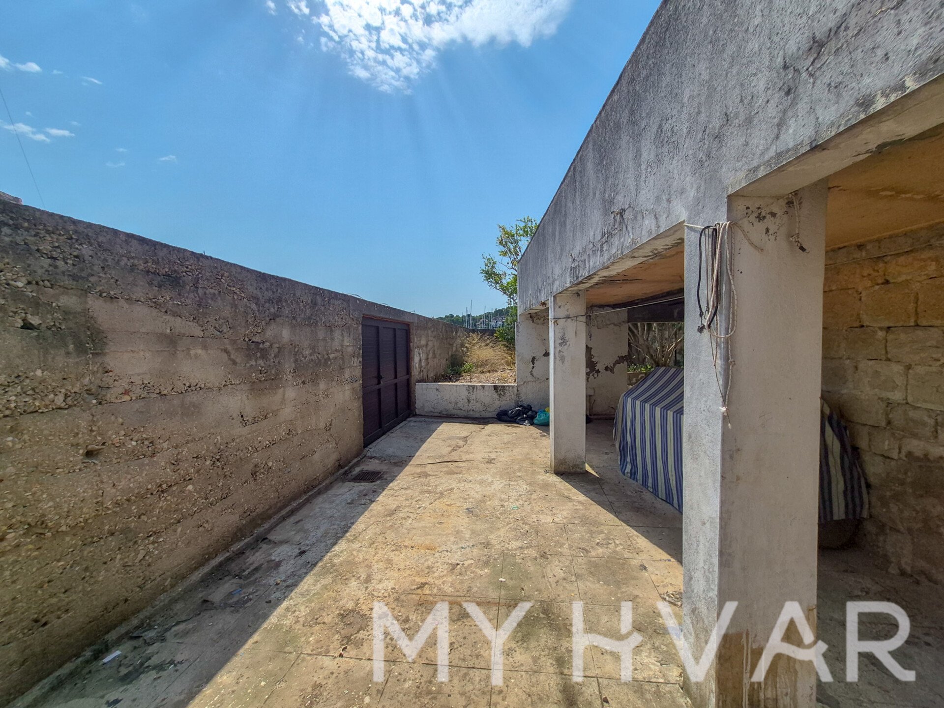 House For sale - SPLITSKO-DALMATINSKA Jelsa