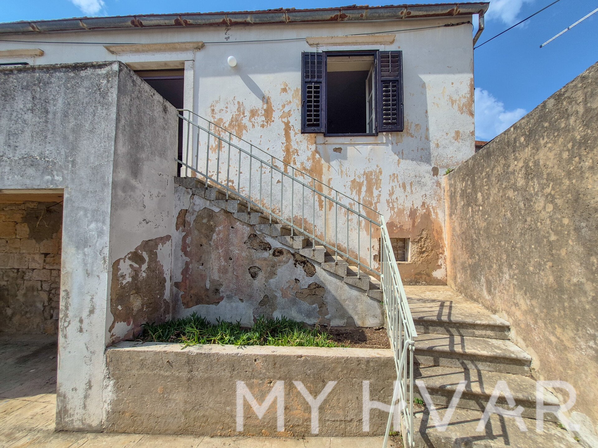 House For sale - SPLITSKO-DALMATINSKA Jelsa