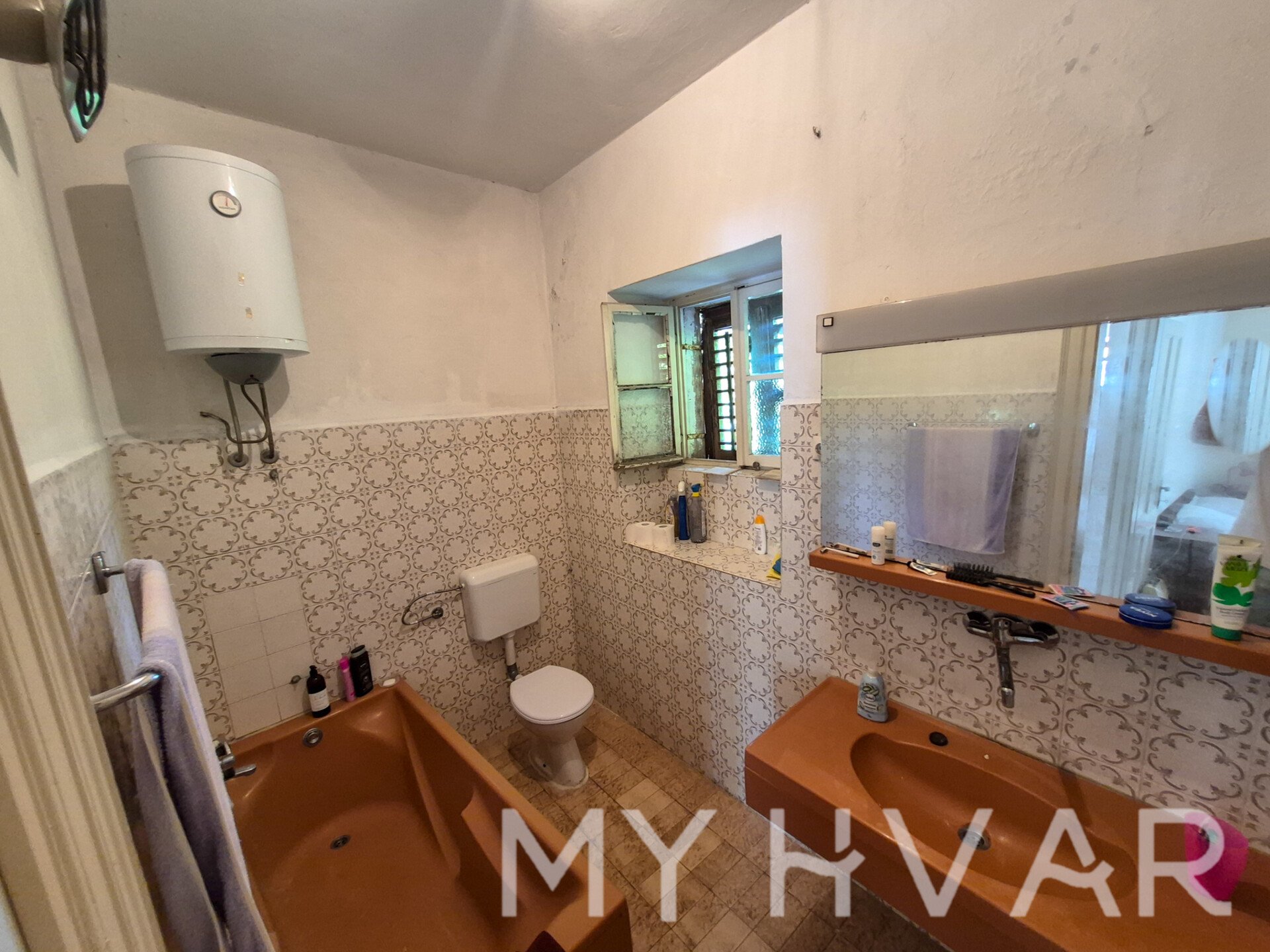 House For sale - SPLITSKO-DALMATINSKA Jelsa