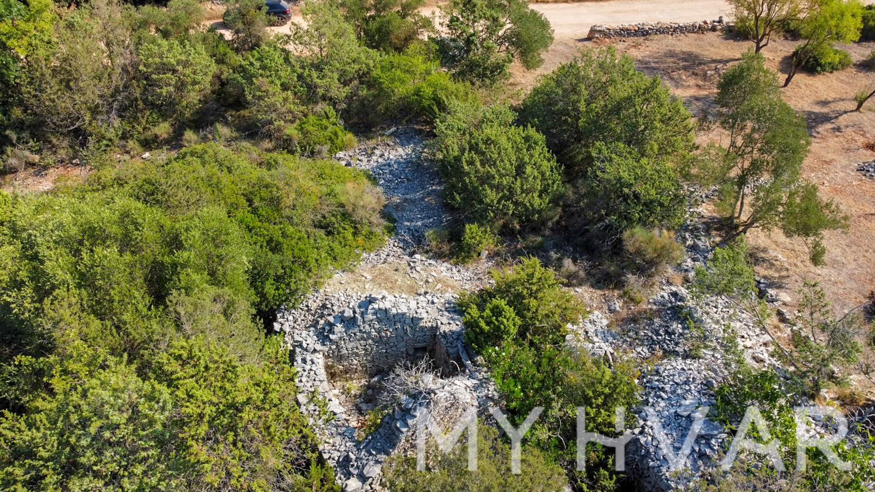 Land For sale - SPLITSKO-DALMATINSKA STARI GRAD