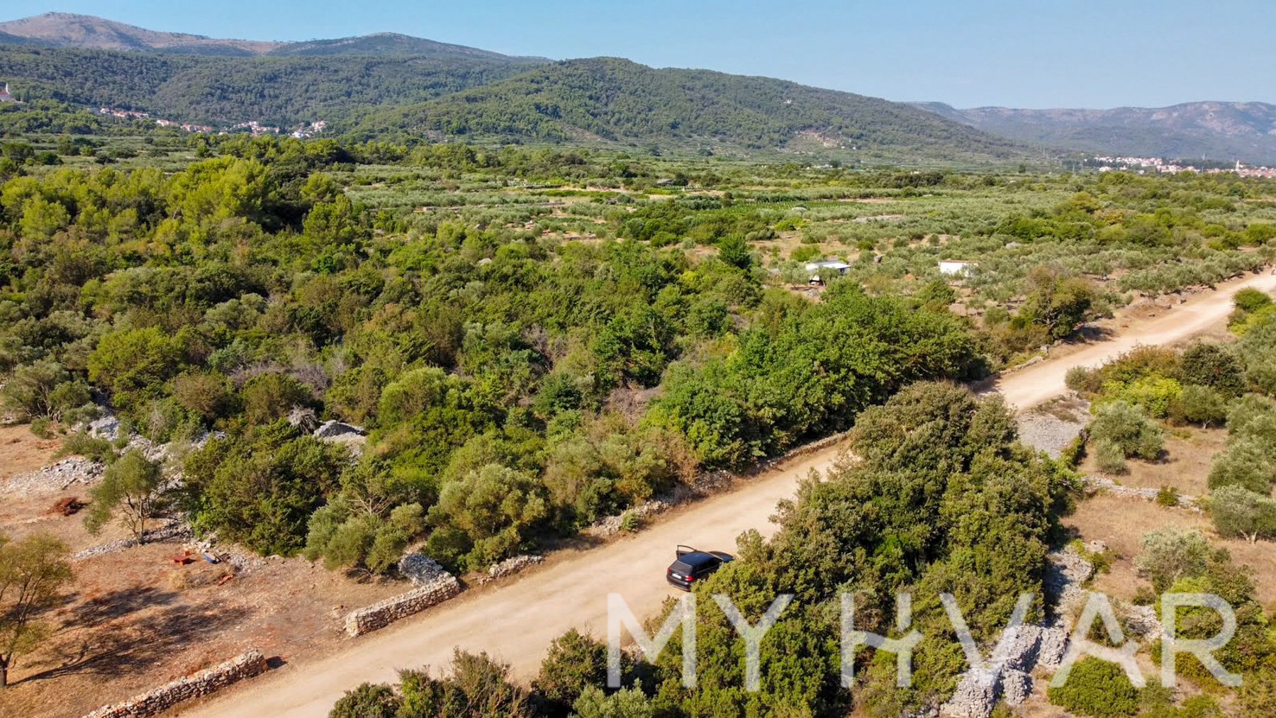 Land For sale - SPLITSKO-DALMATINSKA STARI GRAD