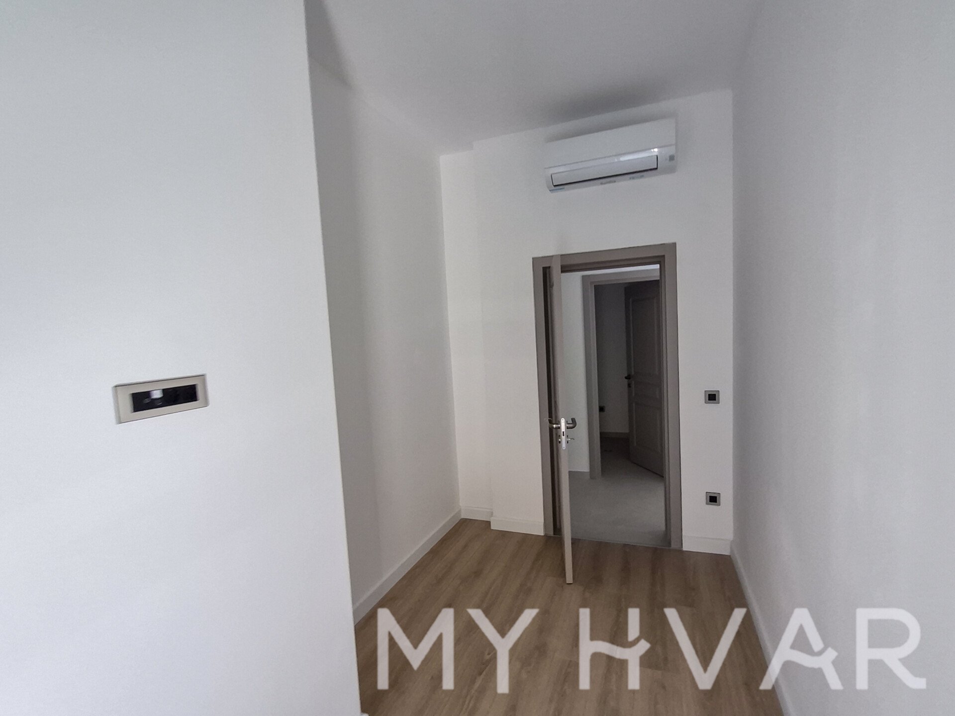 Apartmán Na predaj - SPLITSKO-DALMATINSKA Jelsa