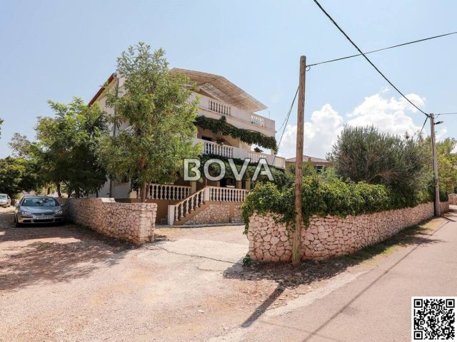Kuća na prodaju 516 m² – Vinjerac
