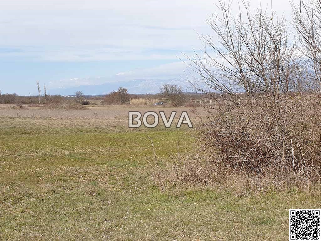 Pozemok Na predaj Suhovare