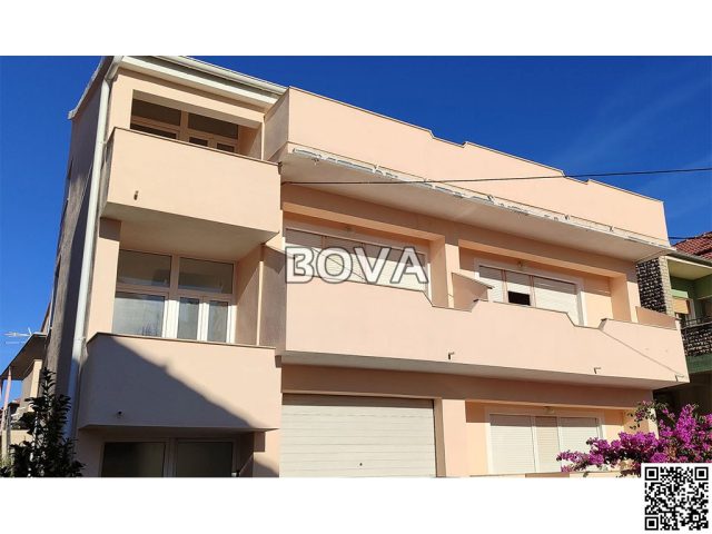 Dom na sprzedaż 330 m² – Stanovi