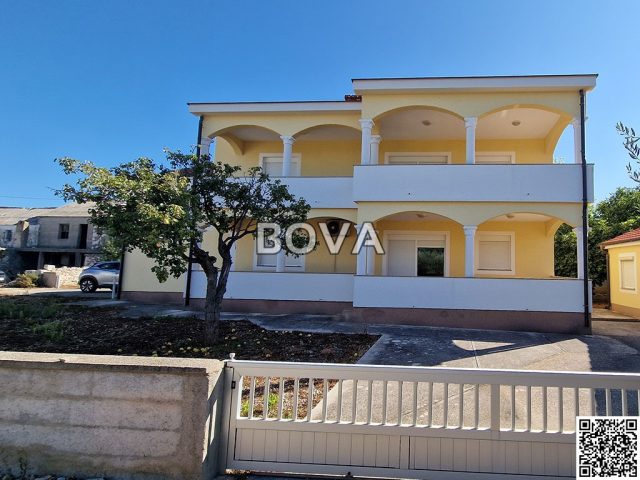 House for sale 280 m² – Privlaka