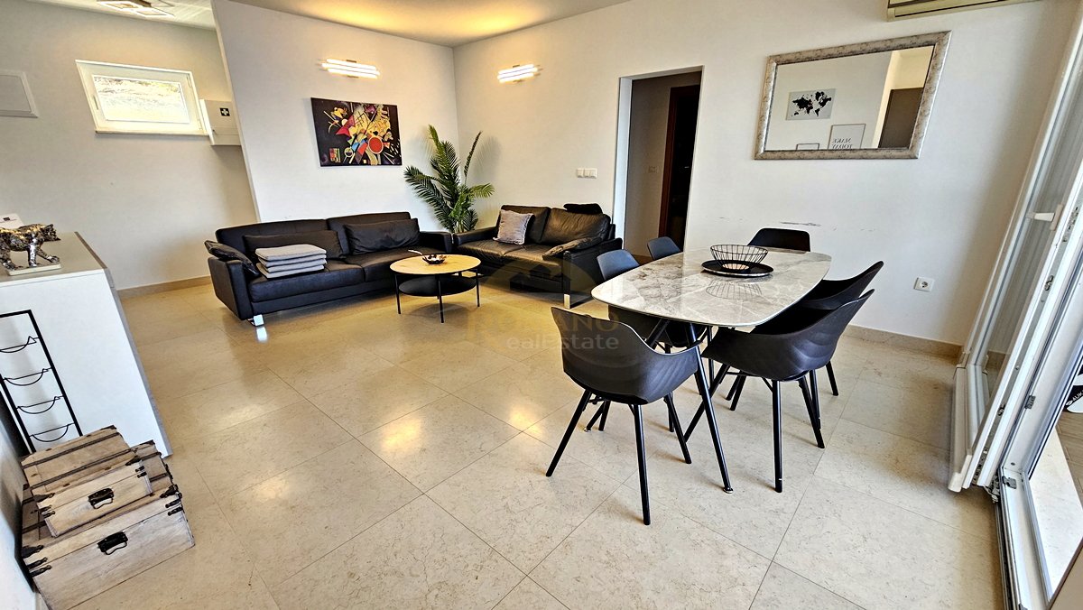 Flat For sale - Splitsko-dalmatinska Okrug Donji