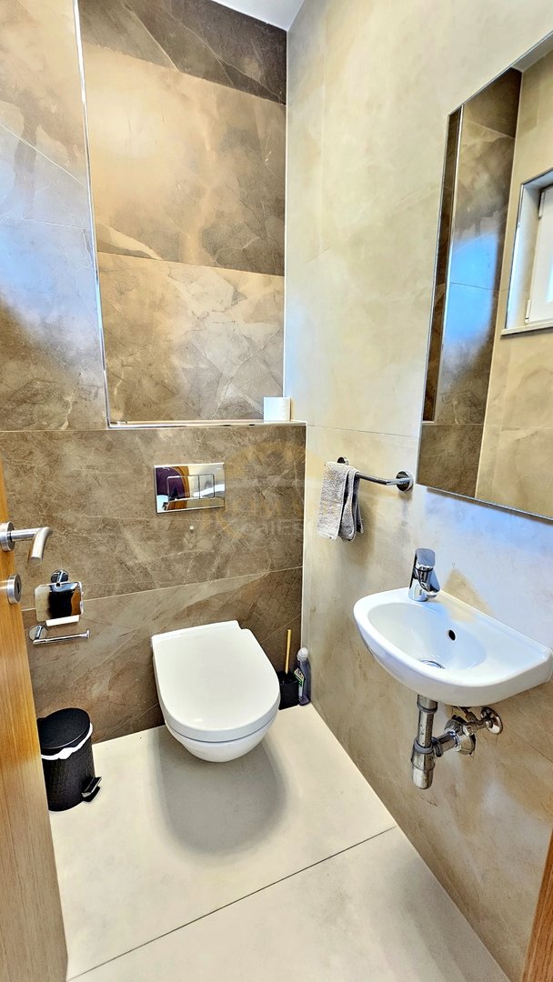 Flat For sale - Splitsko-dalmatinska Okrug Donji
