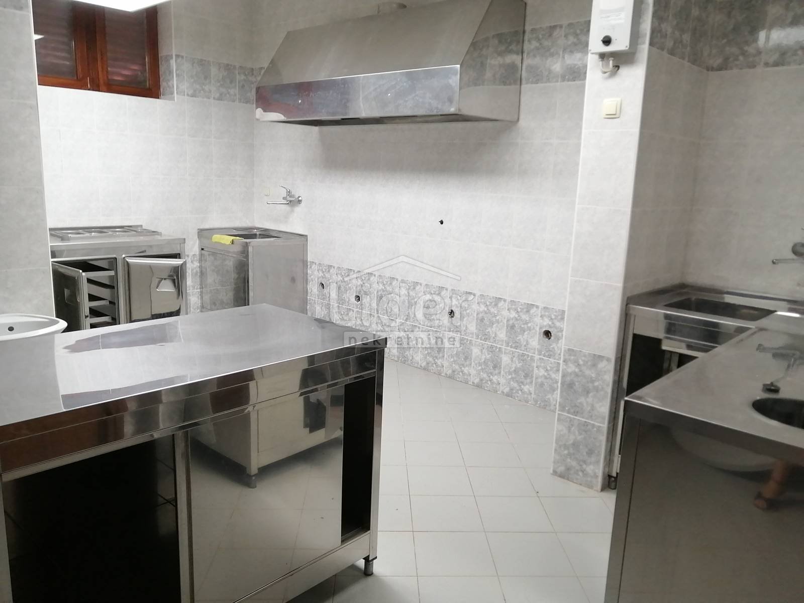 Business premises For sale - Primorsko-goranska Crikvenica