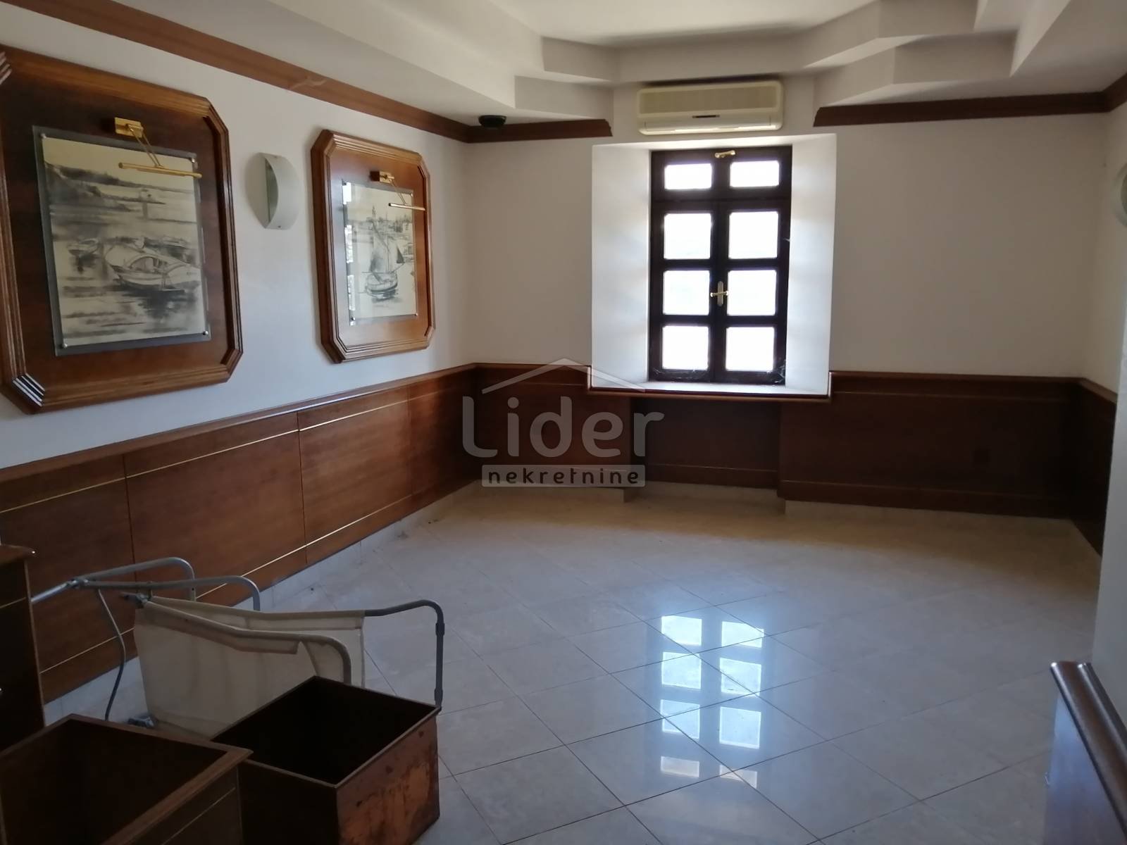 Business premises For sale - Primorsko-goranska Crikvenica