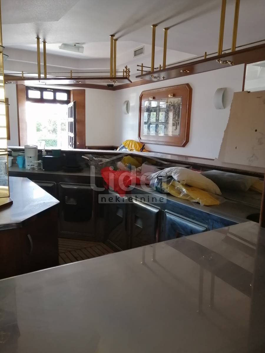 Business premises For sale - Primorsko-goranska Crikvenica