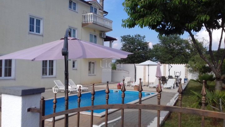 Haus zu verkaufen 478 m² – Poreč