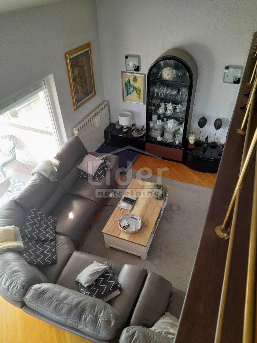 House For sale - Primorsko-goranska Škurinje