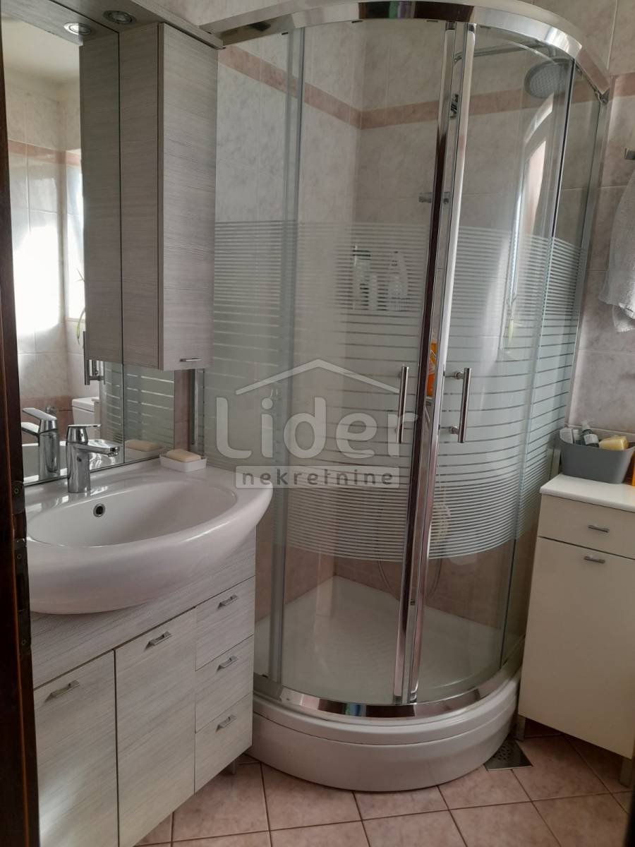 House For sale - Primorsko-goranska Škurinje