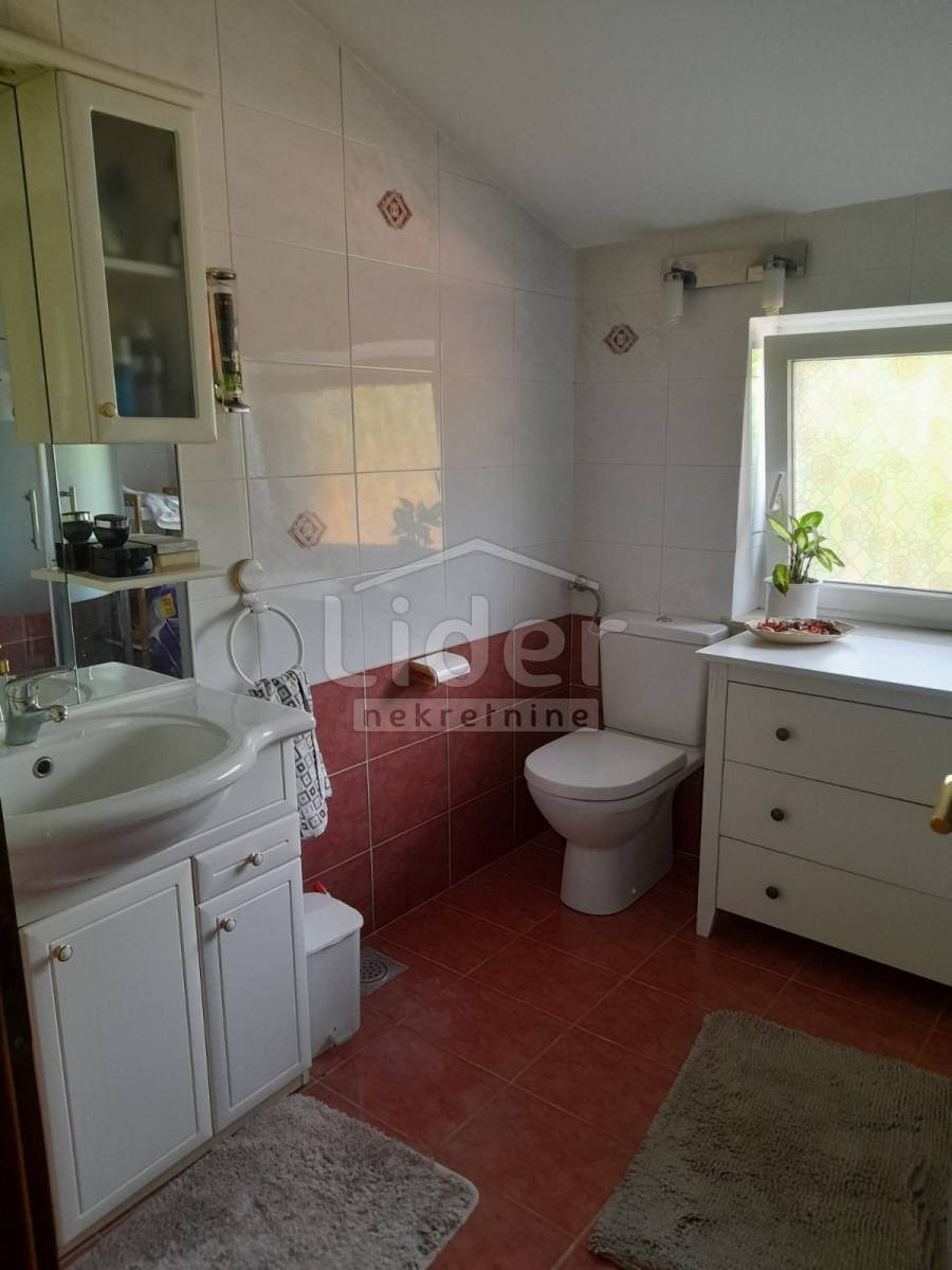 House For sale - Primorsko-goranska Škurinje