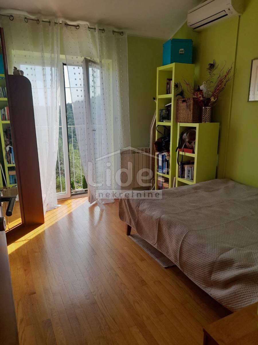 House For sale - Primorsko-goranska Škurinje